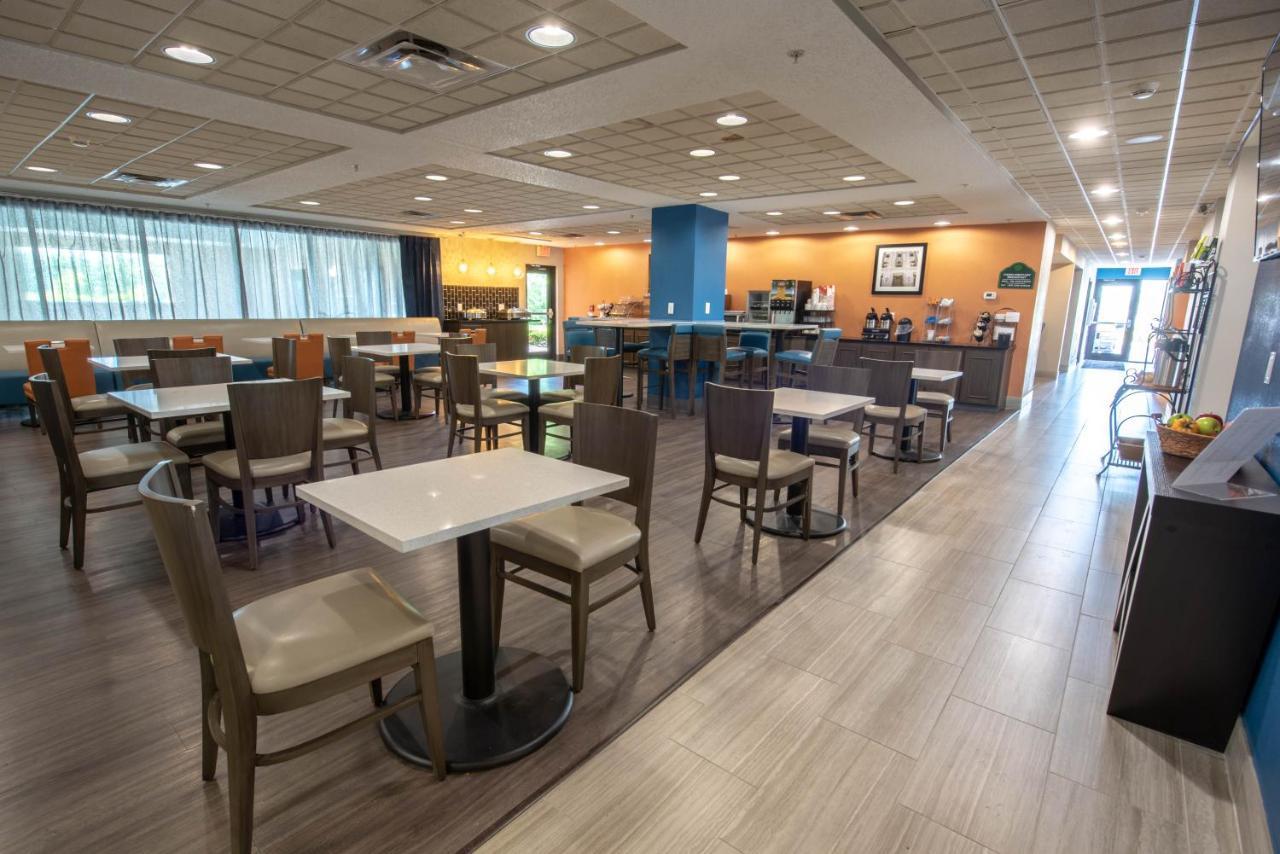 Hotel Wingate By Wyndham Indianapolis Airport Plainfield Exteriér fotografie
